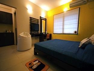 Otel Бангалор Екстериор снимка